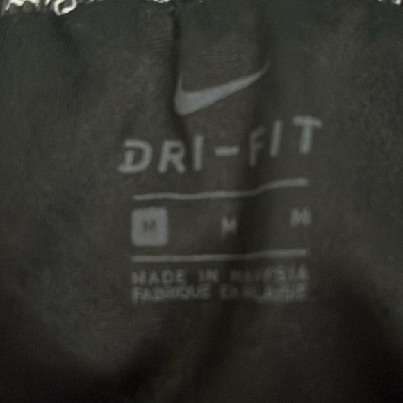 NWT!!  Nike Dri Fit shorts, size medium - Picture 3 of 6